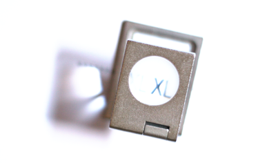 Gro&szlig;buchstaben unter der Lupe